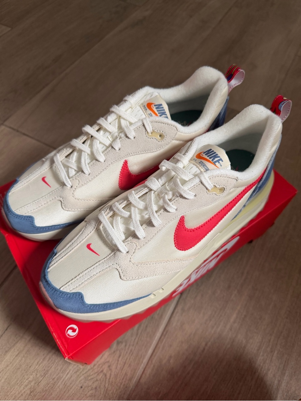 Nike Air Max Dawn ( box without lid )